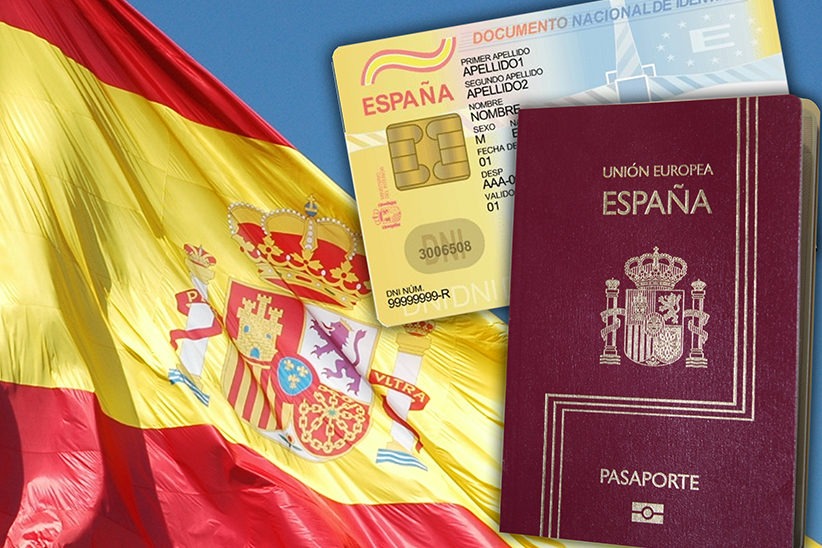 Nacionalidad española por residencia es un proceso tendente a que un extranjero devenga ciudadano español tras vivir en España durante un período de tiempo determinado